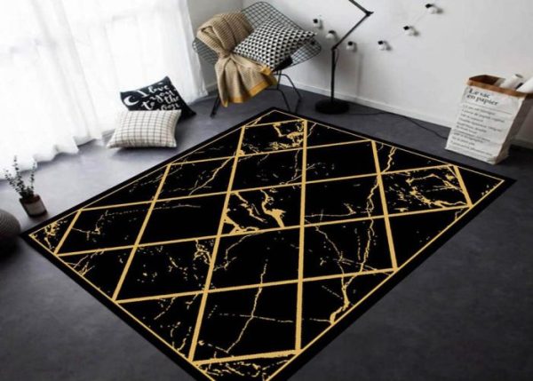 שטיח מעוין שחור זהב