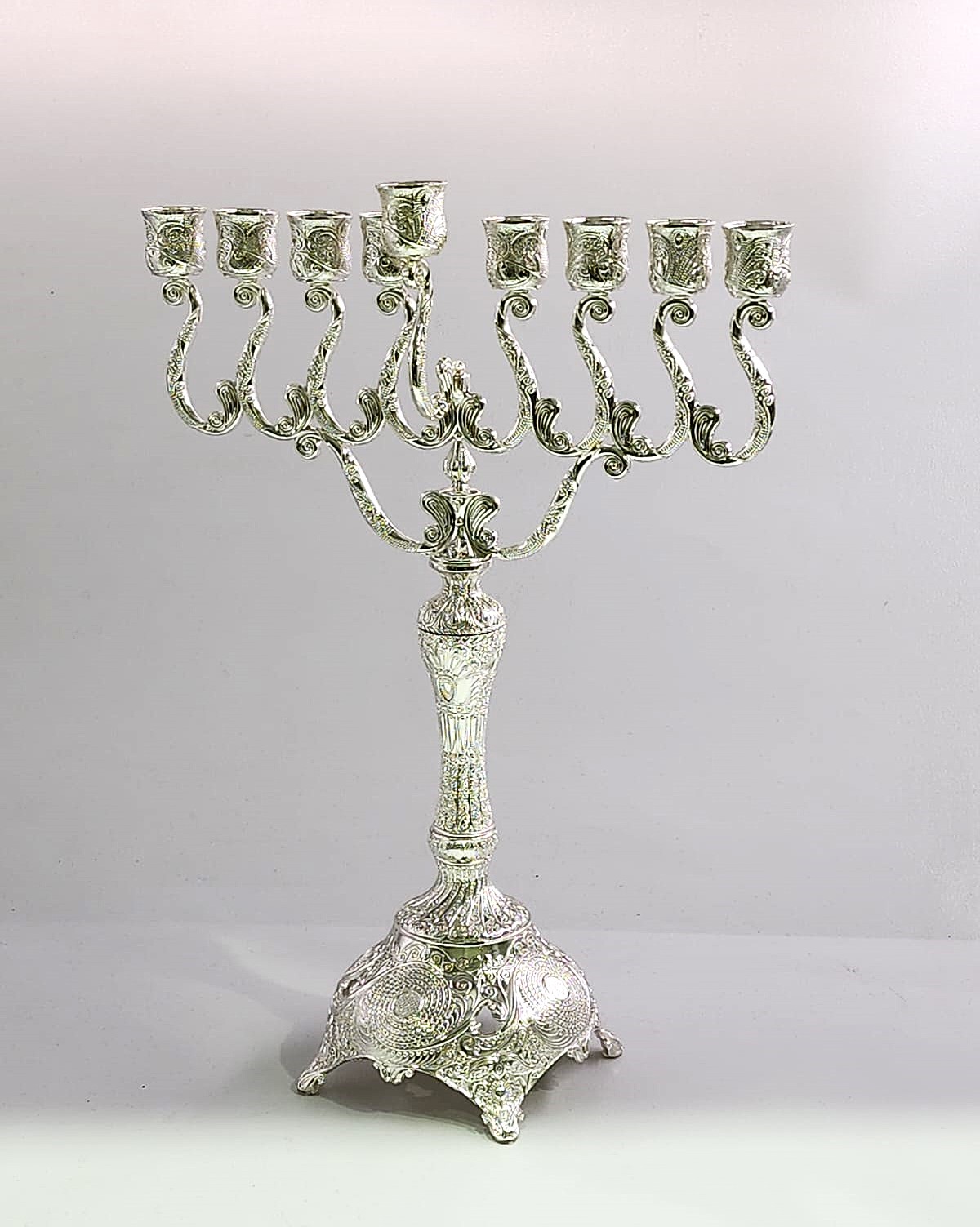 חנוכיה פיליגרן מוכספת 25/34 ס״מ — תמונת מוצר
