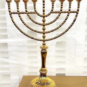 חנוכיה מוזהבת 53 ס״מ — תמונת מוצר