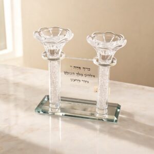 זוג פמוטי קריסטל על בסיס מראה עם ברכה — תמונת מוצר