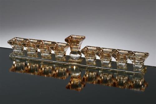 חנוכיה קריסטל זהב 29×5×4.5 ס״מ